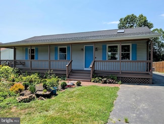 10942 Rugby Dr, Bealeton, VA 22712