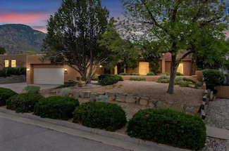 13108 Della Longa Ln NE, Albuquerque, NM 87111