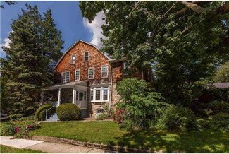 100 Woodside Ave, Narberth, PA 19072
