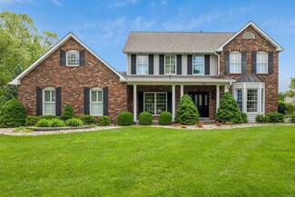 560 Malinmor Dr, Weldon Spring, MO 63304