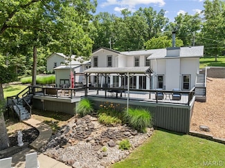 5876 N Lakeshore Dr, Hillsboro, MO 63050