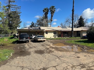 19133 Smith Ln, Redding, CA 96002