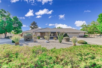 13968 Jicarilla Rd, Apple Valley, CA 92307