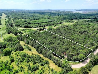 9 Cr 2770, Honey Grove, TX 75446