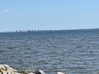 565 Windrose Cir, Pensacola, FL 32507