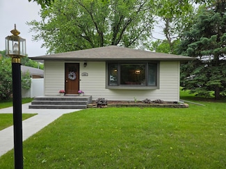 603 2nd St SW, de Smet, SD 57231