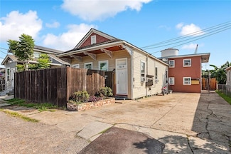 8609 Cohn St, New Orleans, LA 70118