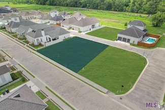 2725 Pointe-Marie Dr, Baton Rouge, LA 70820