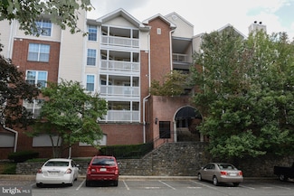 1524 Lincoln Way Unit 409, McLean, VA 22102
