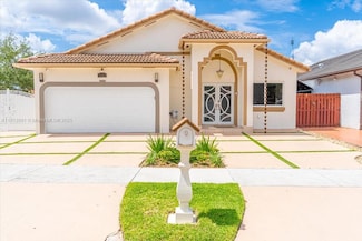 8902 NW 148th St, Hialeah, FL 33018
