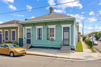 1432 Ursulines Ave, New Orleans, LA 70116