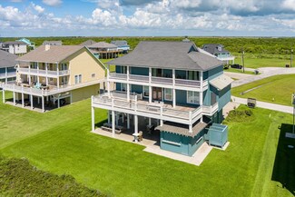 4044 Biscayne Beach Rd, Port Bolivar, TX 77650
