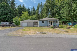 448 Mountain Ave SE, Idanha, OR 97350