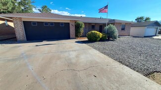 3012 Thunder Rd, Alamogordo, NM 88310