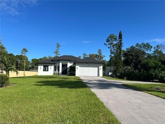 1105 22nd Ave NE, Naples, FL 34120