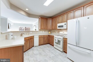 20810 Noble Terrace Unit 314, Sterling, VA 20165