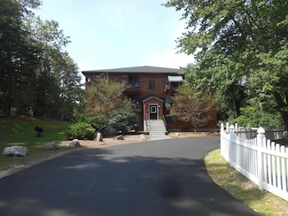 1375 Bodwell Rd Unit 28, Manchester, NH 03109