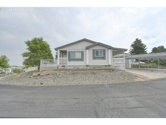 2600 SW Goodwin Ave Unit 33, Pendleton, OR 97801