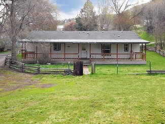 790 E Main St, John Day, OR 97845