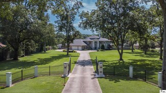 1155 Finks Hideaway Rd, Monroe, LA 71203