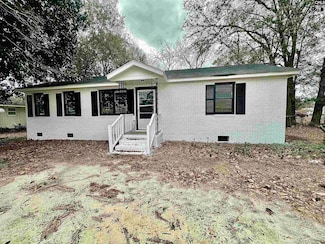 1069 Chestnut St, Orangeburg, SC 29115