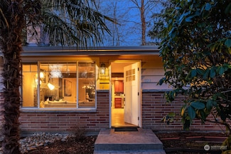 828 2nd Ave, Kirkland, WA 98033