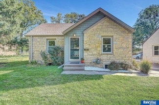 1322 S 48th St, Lincoln, NE 68510