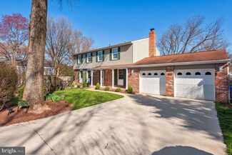 2702 Wrexham Ct, Herndon, VA 20171