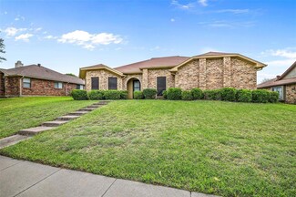 3902 Furneaux Ln, Carrollton, TX 75007