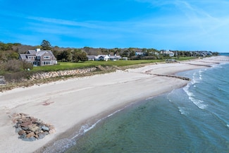 545 Sea View Ave, Osterville, MA 02655