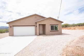106 Headge Ct, Rio Rico, AZ 85648