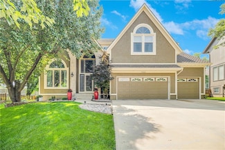 7905 W 129th St, Overland Park, KS 66213