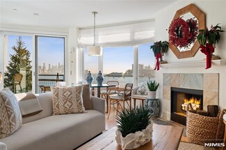 600 Harbor Blvd Unit 864, Weehawken, NJ 07086