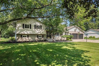 55931 Candace Ln, Mishawaka, IN 46545