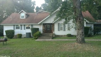 5124 Willow Springs Rd, Little Rock, AR 72206