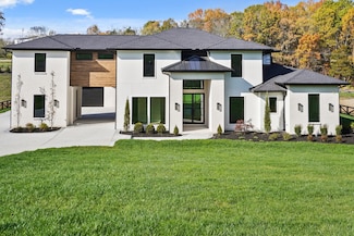 6057 Stone Cliff Ln, Franklin, TN 37064