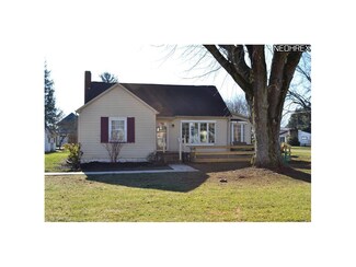 504 B St, Holmesville, OH 44633