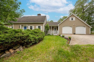 223 Cheshire Rd, Prospect, CT 06712