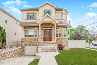 694 Edgegrove Ave Unit 715, Staten Island, NY 10312