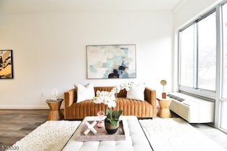 100 Evergreen Place Unit 1A, East Orange, NJ 07018