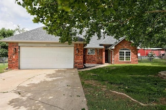 1525 E Sw 89th St, Mustang, OK 73064