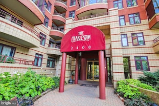 2400 Clarendon Blvd Unit 511, Arlington, VA 22201