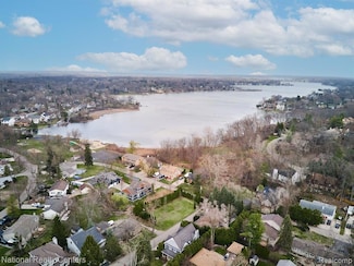 4442 Borland St, West Bloomfield, MI 48323