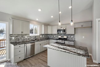 13251 E Cayuga Ave, Palmer, AK 99645