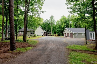 39 Ivens Rd, Pulaski, NY 13142