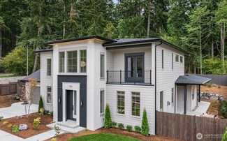 710 Chris David Dr, Steilacoom, WA 98388
