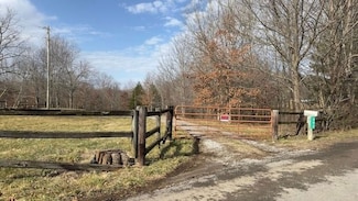 602 Johnnys Ln, Scottsville, KY 42164