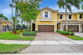9622 Town Parc Cir S, Parkland, FL 33076