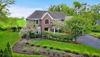 42W911 Jens Jensen Ln, Saint Charles, IL 60175