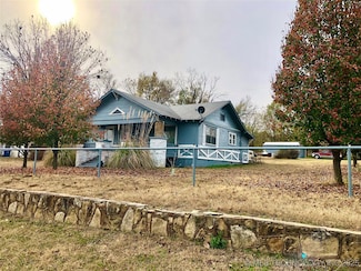 704 S Pennsylvania Ave, Drumright, OK 74030